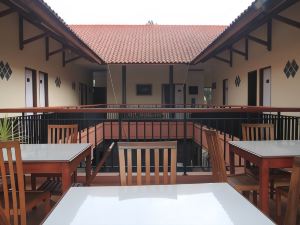 Hotel Hikmat Indah Lembang