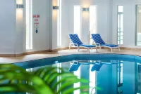 Leonardo Edinburgh Murrayfield - Swimmingpools