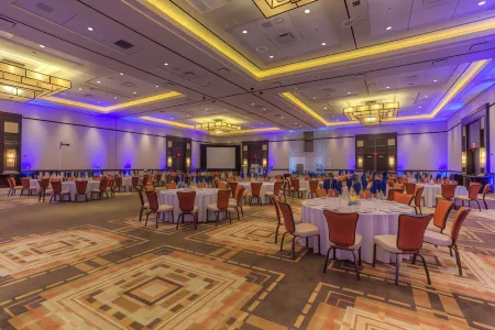 Aliante Casino & Hotel Отели рядом с достопримечательностью «Парк Флойд Лам»