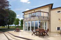 Le Logis de Valandraud Hotels in Sainte-Colombe