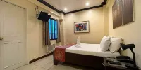 Stone House Quezon City - Executive Suite