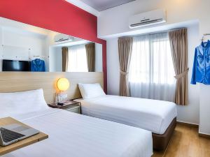 Monoloog Hotel Bekasi