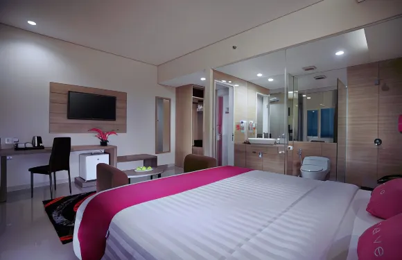 龍目島蘭科馬塔蘭法維酒店