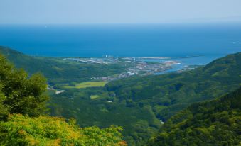 Tashiro Annex