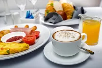 Cambana La Riviere Hotel