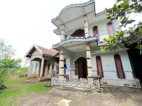 Spot on 93423 Kost Berkah Near Kebun Teh Wonosari Puncak Budug Asu 주변 호텔
