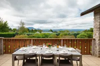 Chalet Eiger Hotels in Kinloch