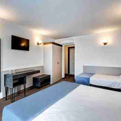Panorama Blue Family Hotel and Free Parking Rooms