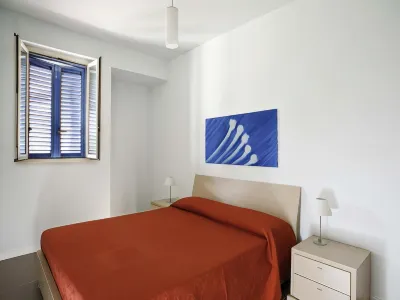Dolce Mare 2 - Sea Front Apartment - Large Terrace - Wifi and Private Parking Crai Gruppo Radenza New Fdm Spa 주변 호텔
