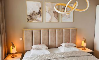 Green High-End Apartment Close to Metro/Uno-City + e-Parking, Pool, Gym, Sauna