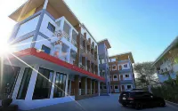 Somsamai Style Apartment Hotels in 