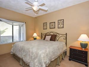 Seven Springs 3 Bedroom Standard Condo with Loft and Mountain Views! Condo