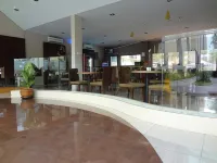 Metro Hotel Jababeka Hotels in South Cikarang