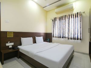 FabHotel Satyug Jaisinghpura