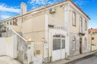Sintra Retreat Residences by LovelyStay Hotels near National Palace of Sintra