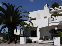 Hotel Frejus | Sable Et Soleil | Chambre Avec Jacuzzi Privatif Port Et Plage Hôtels à : Saint-Aygulf