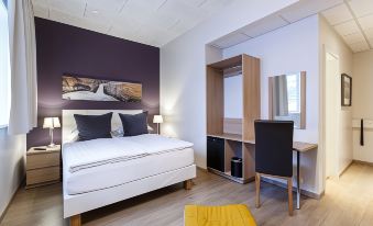Centrum Hotel - Housity