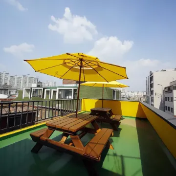 24 Guesthouse KyungHee University Отели рядом с достопримечательностью «Железнодорожная станция Хвеги»