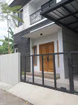 Rumah 120 m² dengan 4 kamar tidur dan 2 kamar mandi pribadi di Bantul Hotel dekat Toko Emas Gajah Putih Bantul