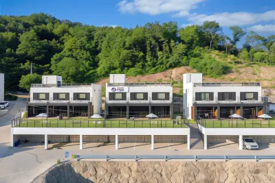 Gyeongju Revue 174 Pool Villa Hotel in zona Kyongju Folk Craft Village