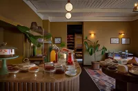 Communal Hotel Telavi - breakfast
