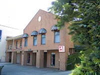 Bakery Hill Motel Hotels in Golden Point