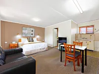Riviera Motel Bundaberg Hotel di Bundaberg Central