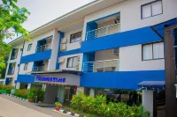 Riviera Suites