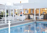 Tasmaria Aparthotel - Beach