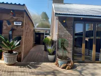 Zebra Guesthouse - parking