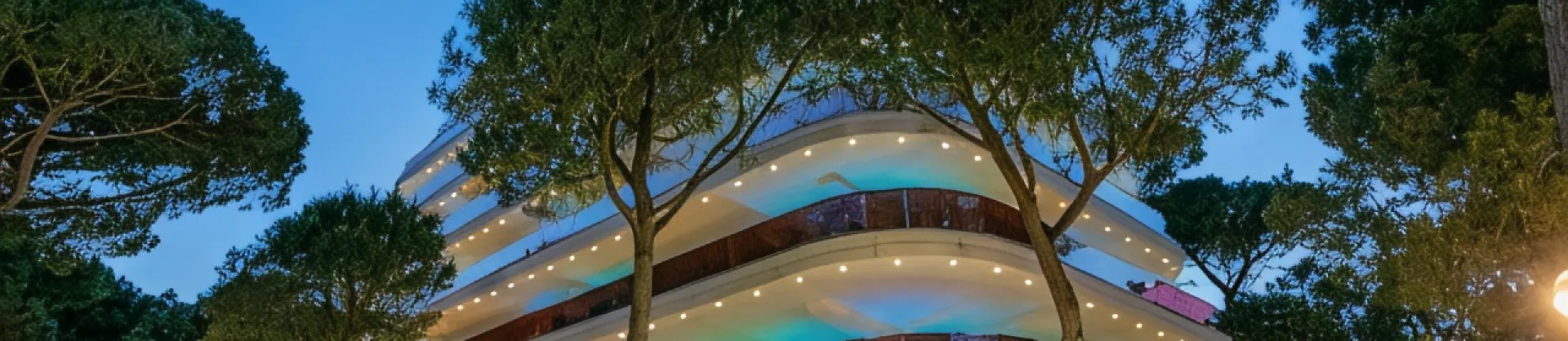 Luxury Hotels