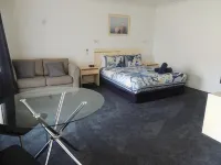 Argyle Terrace Motor Inn - Beach