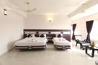 Sri Gnana Vedha Beach Residency - parking