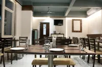 Hotel Sri Sri Executive Kolhapur Near Mahalaxmi Temple - sarapan