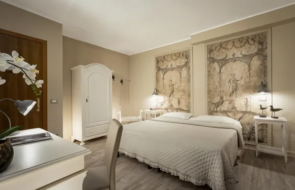 德爾博爾戈酒店