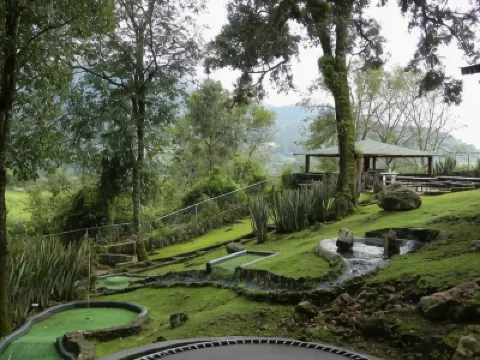 Cabañas El Estribo Hotel โรงแรมใน