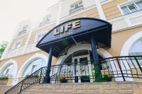Life Hotel