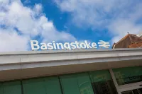 Western Gate - Luxury 2 Bed Downtown Apartment