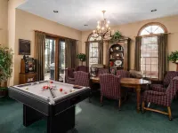 Stunning Golf Views on Pinehurst National No. 9. A Luxurious Retreat Awaits. Hotels in Pinehurst