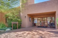 NEW Completely Renovated Sabino Canyon Condo