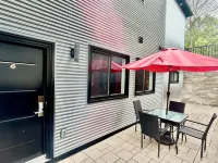 Cribs on the Hill Hotels in Bloomfield