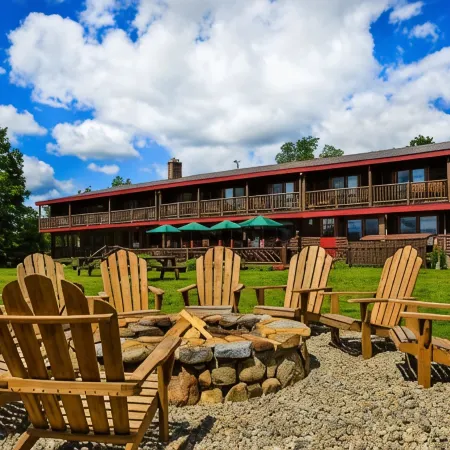 Garnet Hill Lodge