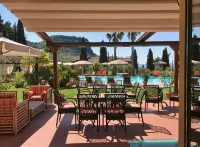 Villa Madrina Lovely and Dynamic Hotel Hotels in Garda