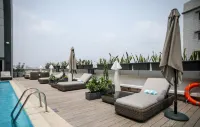 Krystal Palace Douala - Pools