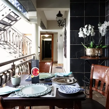 InnJoy Boutique Hotel