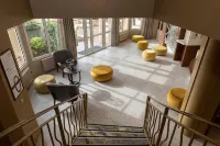 Auberge de Clochemerle - Spa & Restaurant Gastronomique étoilé Hotels in Blace