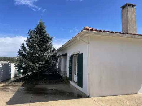 Casa Com Alma by LovelyStay