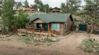 Marr's Mountain Cabins Hotels in 
