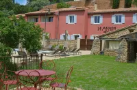La Maison des Ocres - Provence Hotels in Roussillon