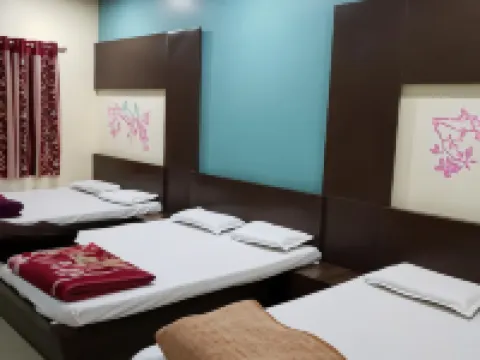 Hotel Shri Radhe Krishna Hotels in Omkareshwar